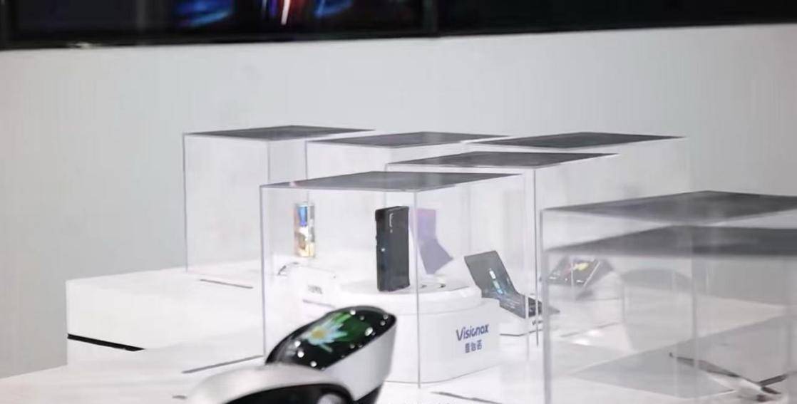 柔性显示入选“2024全球十大工程成就”， 中国面板厂商引领全球柔性显示的下半场角逐