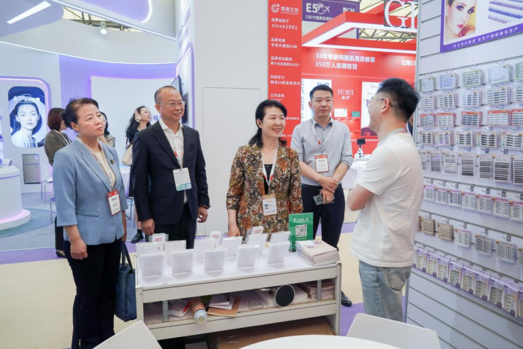 立标溯源 质启新程 平度美睫产业点燃升级新引擎