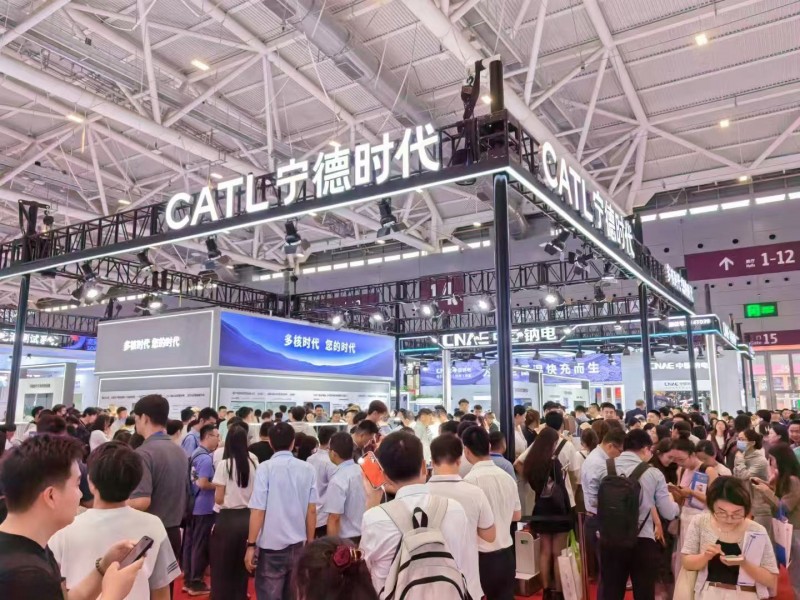 配资导航 |锂电新能源龙头齐聚深圳，群星闪耀驱动未来