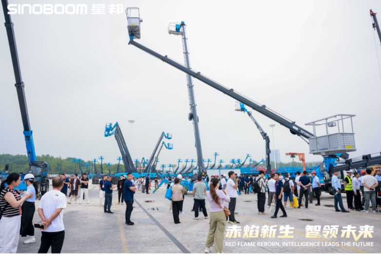 赤焰新生·智领未来 | 星邦智能全新形象闪耀CICEE 2025