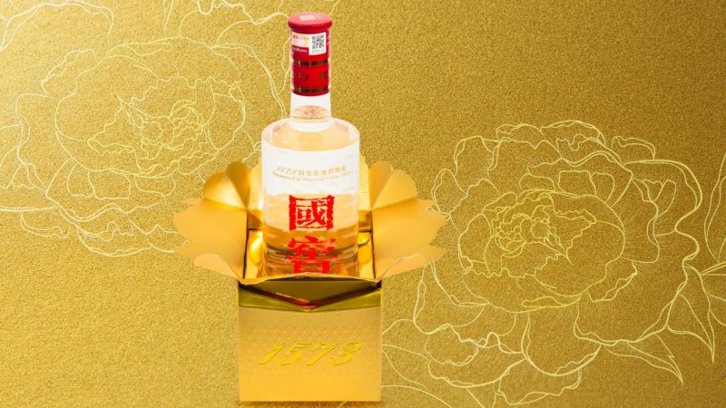 国窖1573携手竹编技艺，以“勇立潮头”展现端午精神