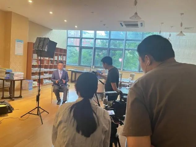 配资导航 |《了不起的食物》导演手记 | 当我们谈论食物时,我们在谈些什么? 配资导航 |《了不起的食物》导演手记 | 当我们谈论食物时,我们在谈些什么?