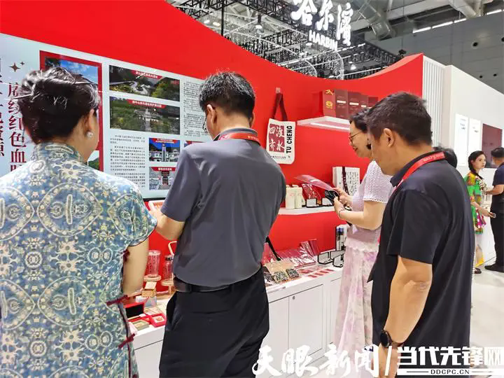 博纳影业多部力作亮相深圳文博会：科技赋能光影，文化自信绽放