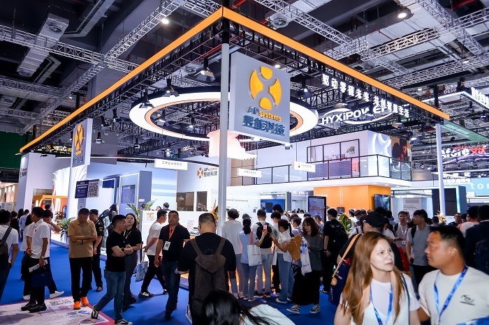 AI赋能，智启未来丨昱能科技携全场景智慧光储解决方案重磅亮相SNEC！
