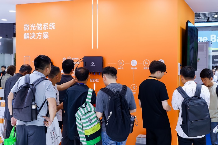AI赋能，智启未来丨昱能科技携全场景智慧光储解决方案重磅亮相SNEC！