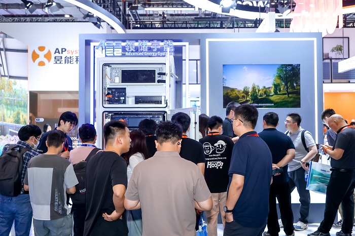 AI赋能，智启未来丨昱能科技携全场景智慧光储解决方案重磅亮相SNEC！