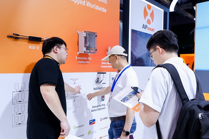 AI赋能，智启未来丨昱能科技携全场景智慧光储解决方案重磅亮相SNEC！